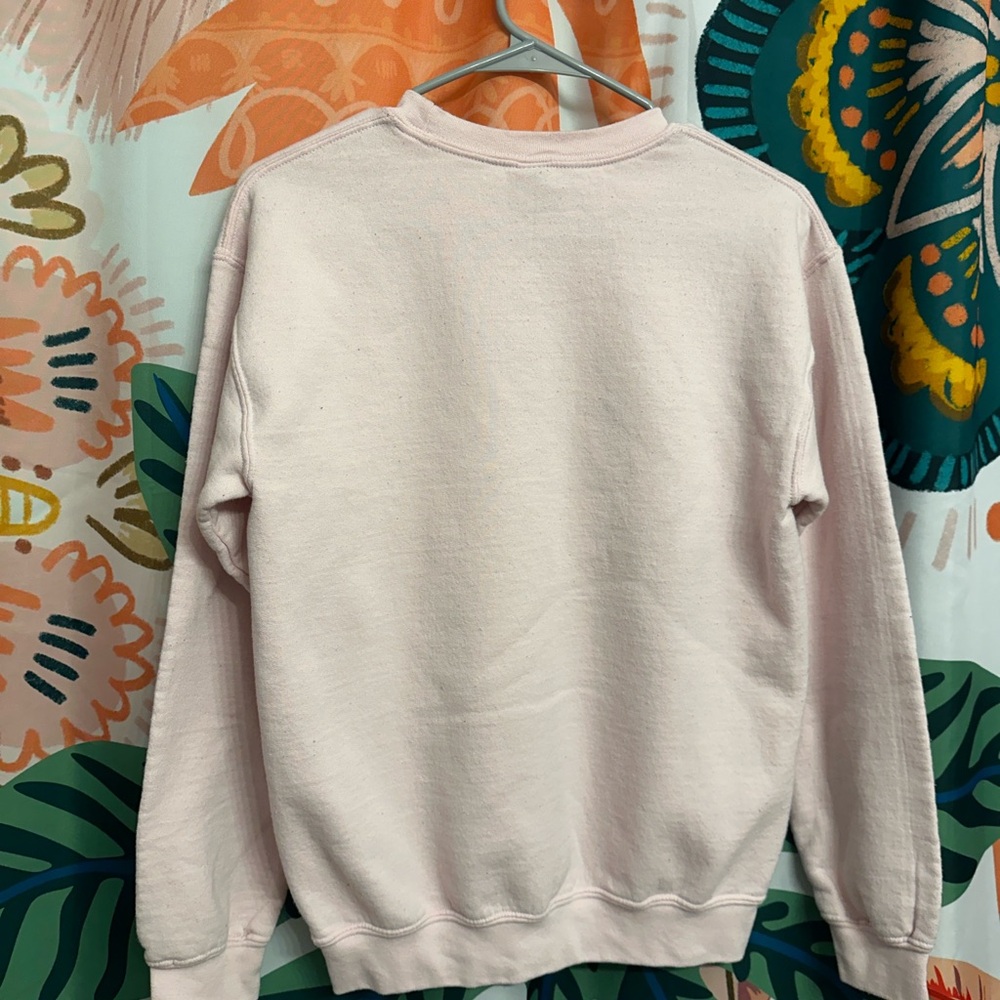 Gildan - romance novels graphic crewneck - S - Picture 7 of 7